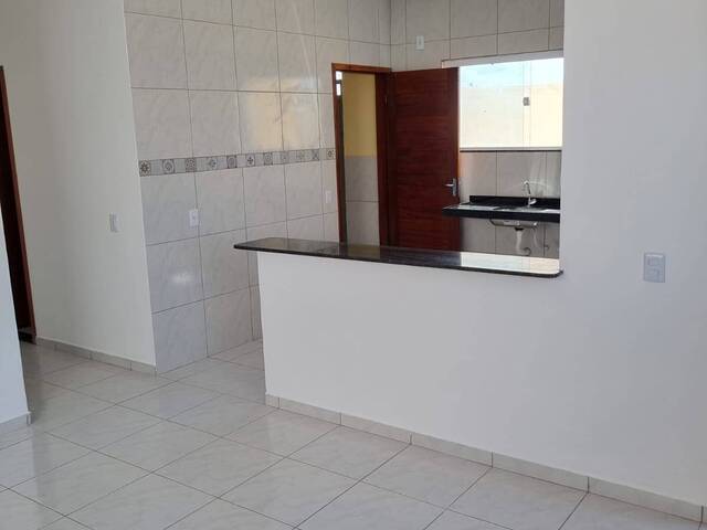 #0VE58 - Casa para Venda em Natal - RN
