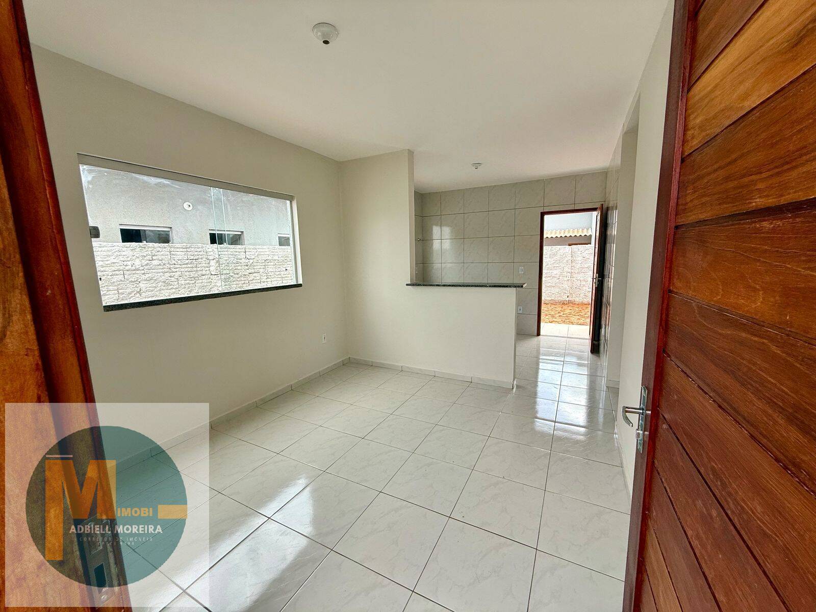Casa à venda com 2 quartos, 200m² - Foto 4