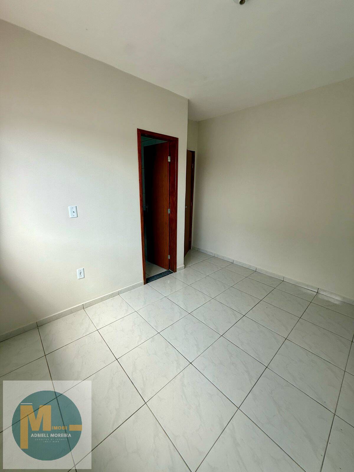 Casa à venda com 2 quartos, 200m² - Foto 6
