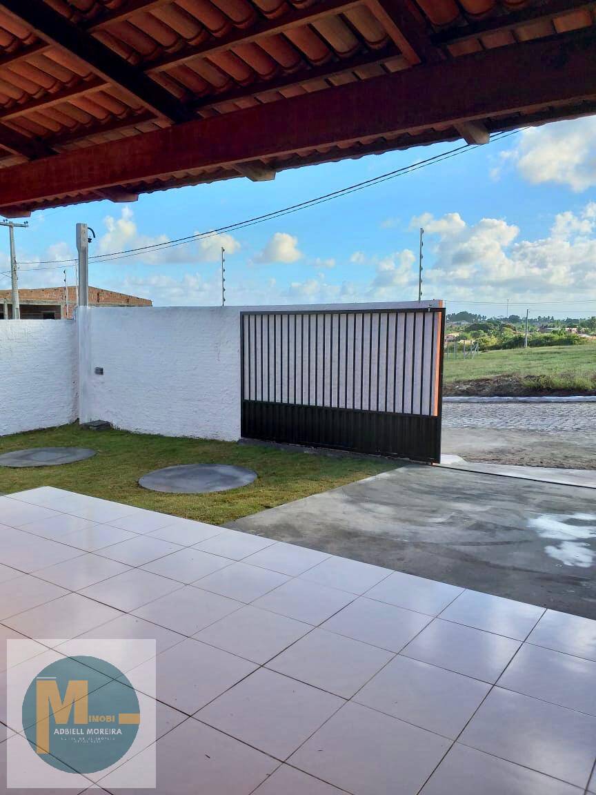 Casa à venda com 2 quartos, 69m² - Foto 4