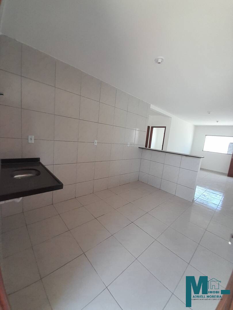 Casa à venda com 2 quartos, 69m² - Foto 6