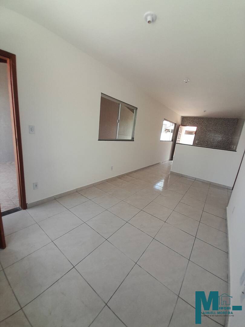 Casa à venda com 2 quartos, 69m² - Foto 7