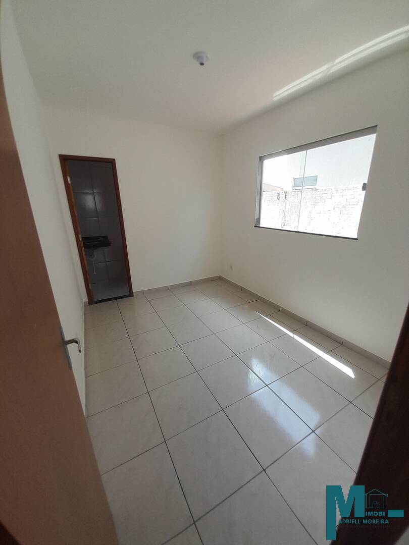Casa à venda com 2 quartos, 69m² - Foto 8