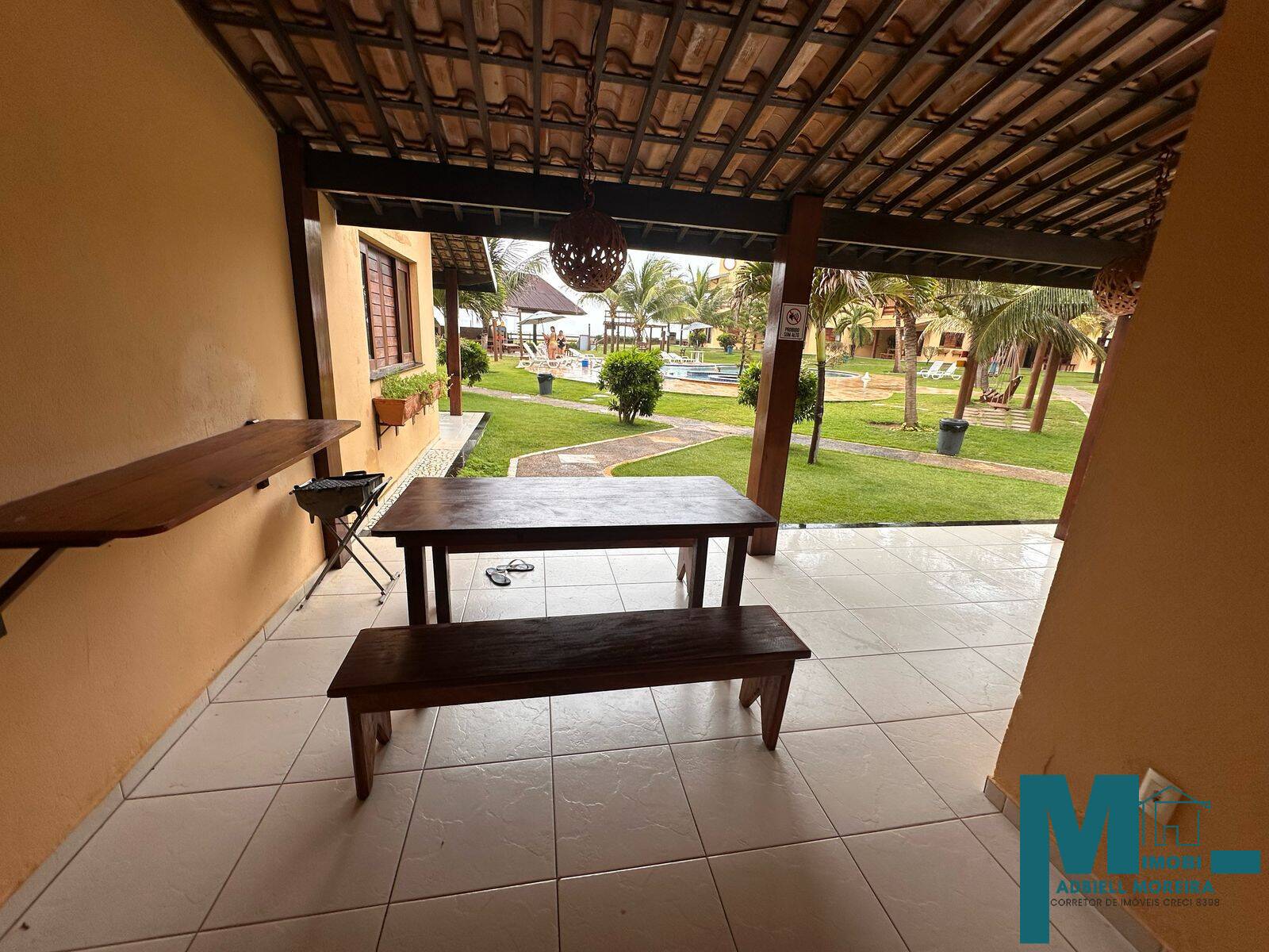 Casa à venda com 4 quartos, 180m² - Foto 3