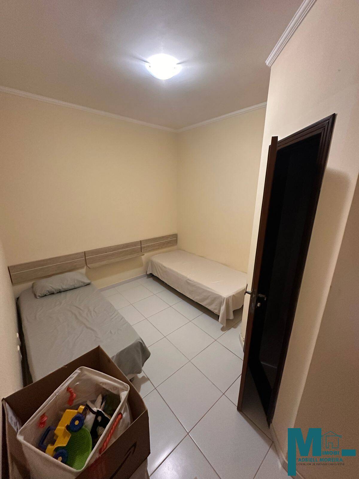 Casa à venda com 4 quartos, 180m² - Foto 9