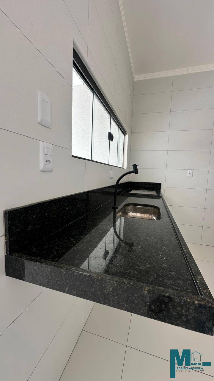 Casa de Condomínio à venda com 2 quartos, 70m² - Foto 3