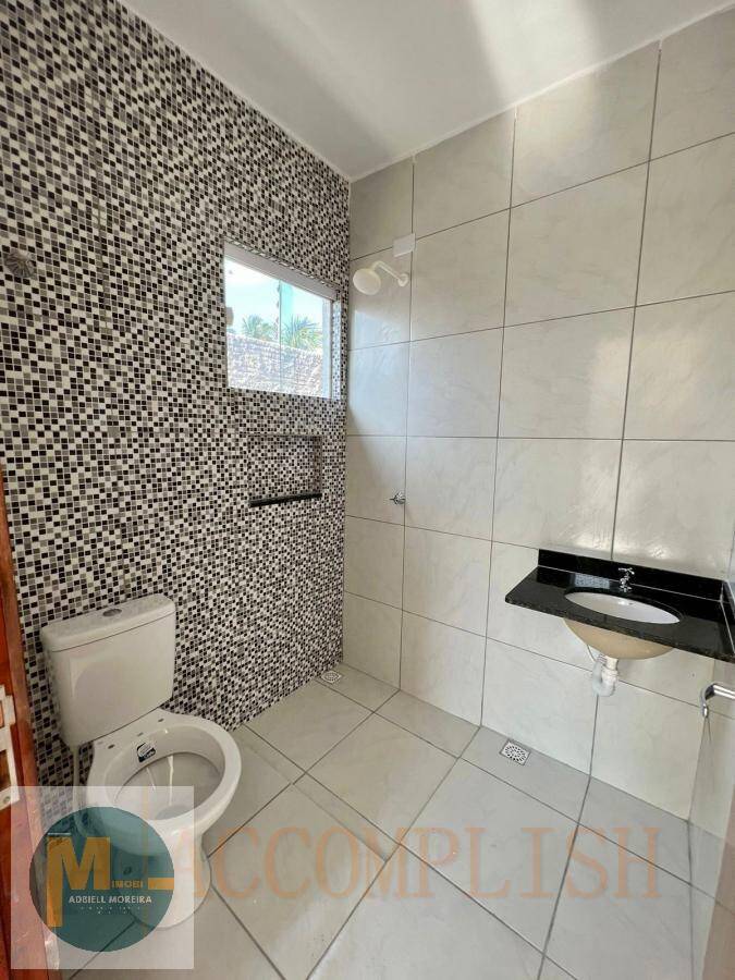 Casa à venda com 2 quartos, 76m² - Foto 4