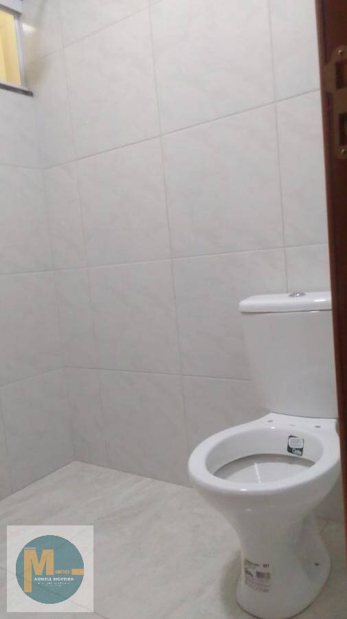 Casa à venda com 2 quartos, 49m² - Foto 12