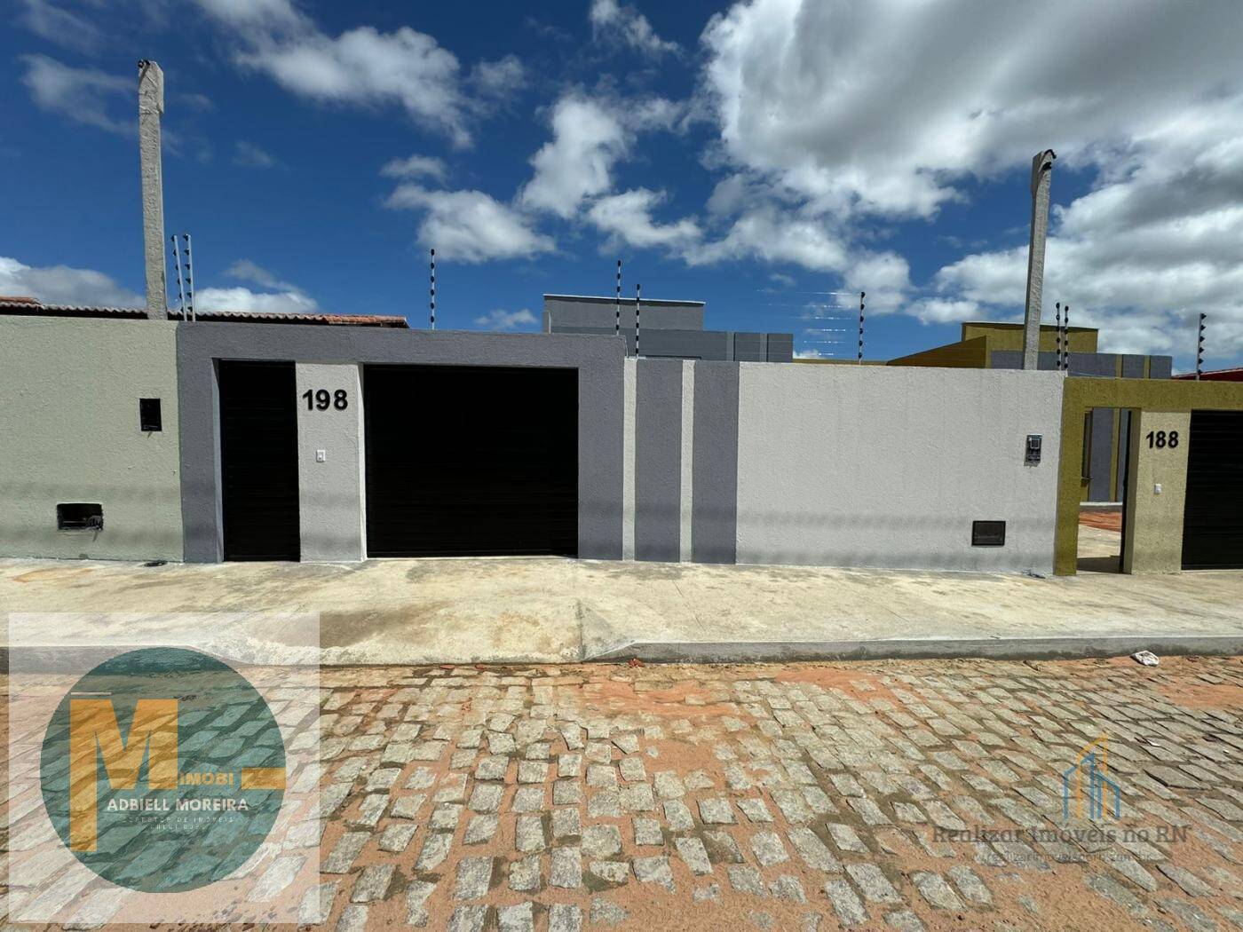Casa à venda com 2 quartos, 200m² - Foto 3